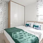 4 Bedroom Amazing In Apartman *