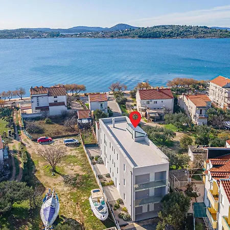 4 Bedroom Amazing In Срима