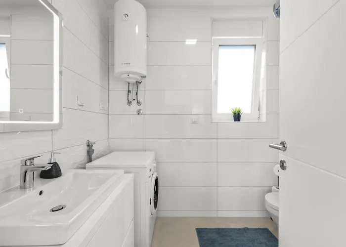 4 Bedroom Amazing In 斯里马